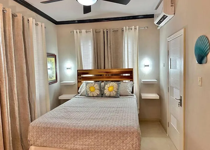 The Shelton Tower 1 Apartment Montego Bay